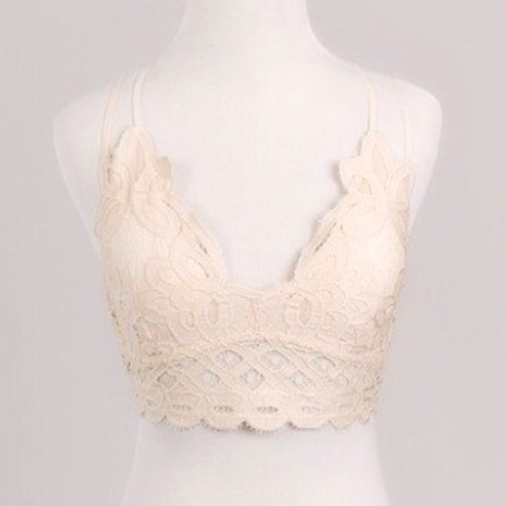 Scalloped lace bralette